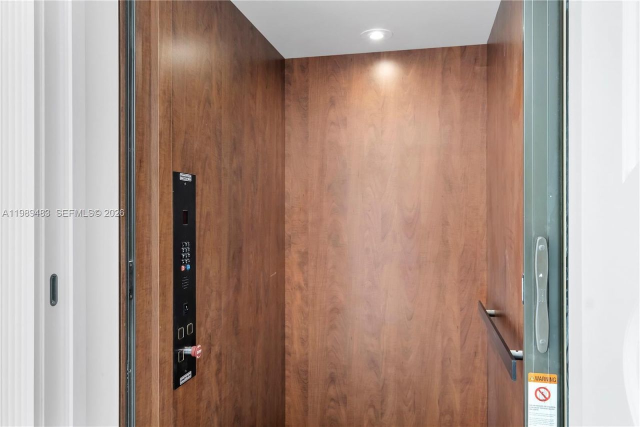 919 92nd St , Surfside, FL 33154 Photo