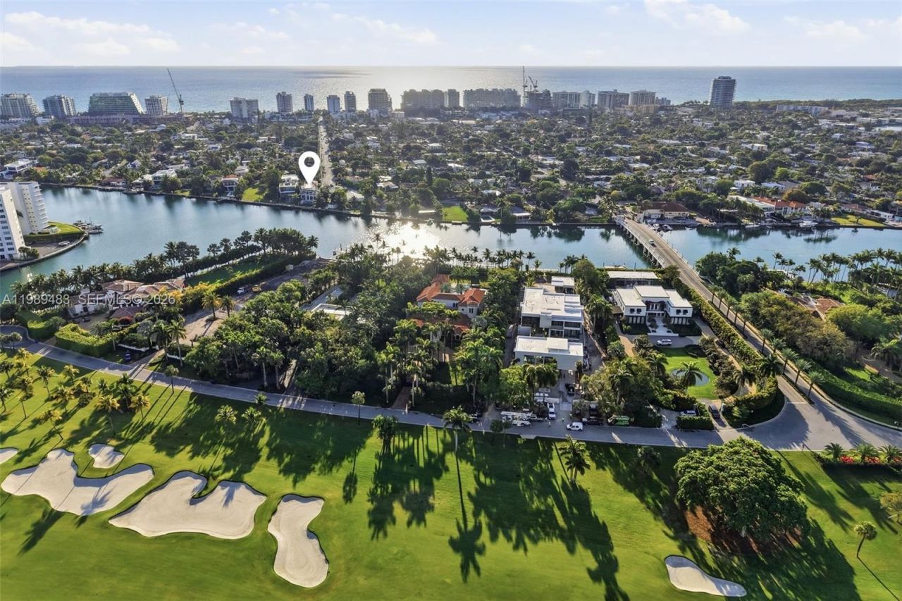 919 92nd St , Surfside, FL 33154 Photo