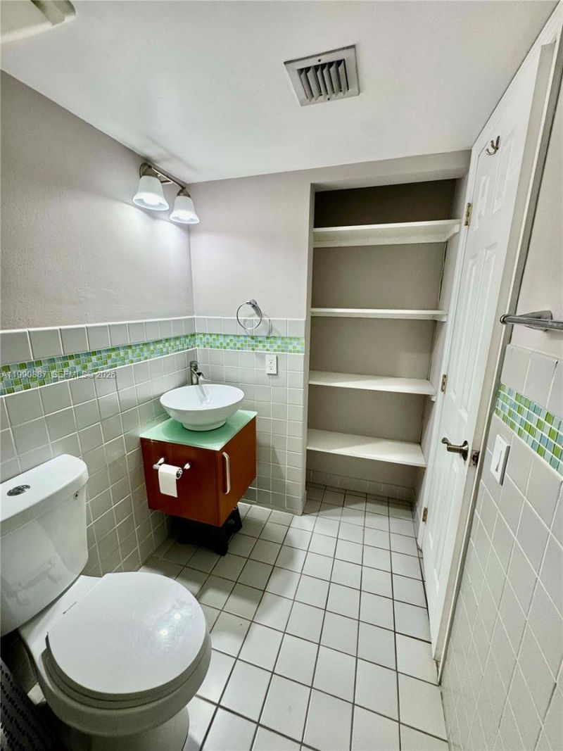 3610 SW 114th Ave , Unit 4-202, Miami, FL 33165 Photo