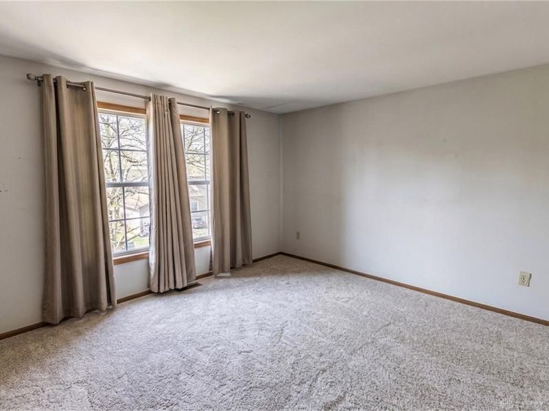 2266 Nutmeg Court, Fairborn, OH 45324 Photo 6