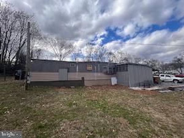 370, 382 KERNS STREET, INWOOD, WV 25428