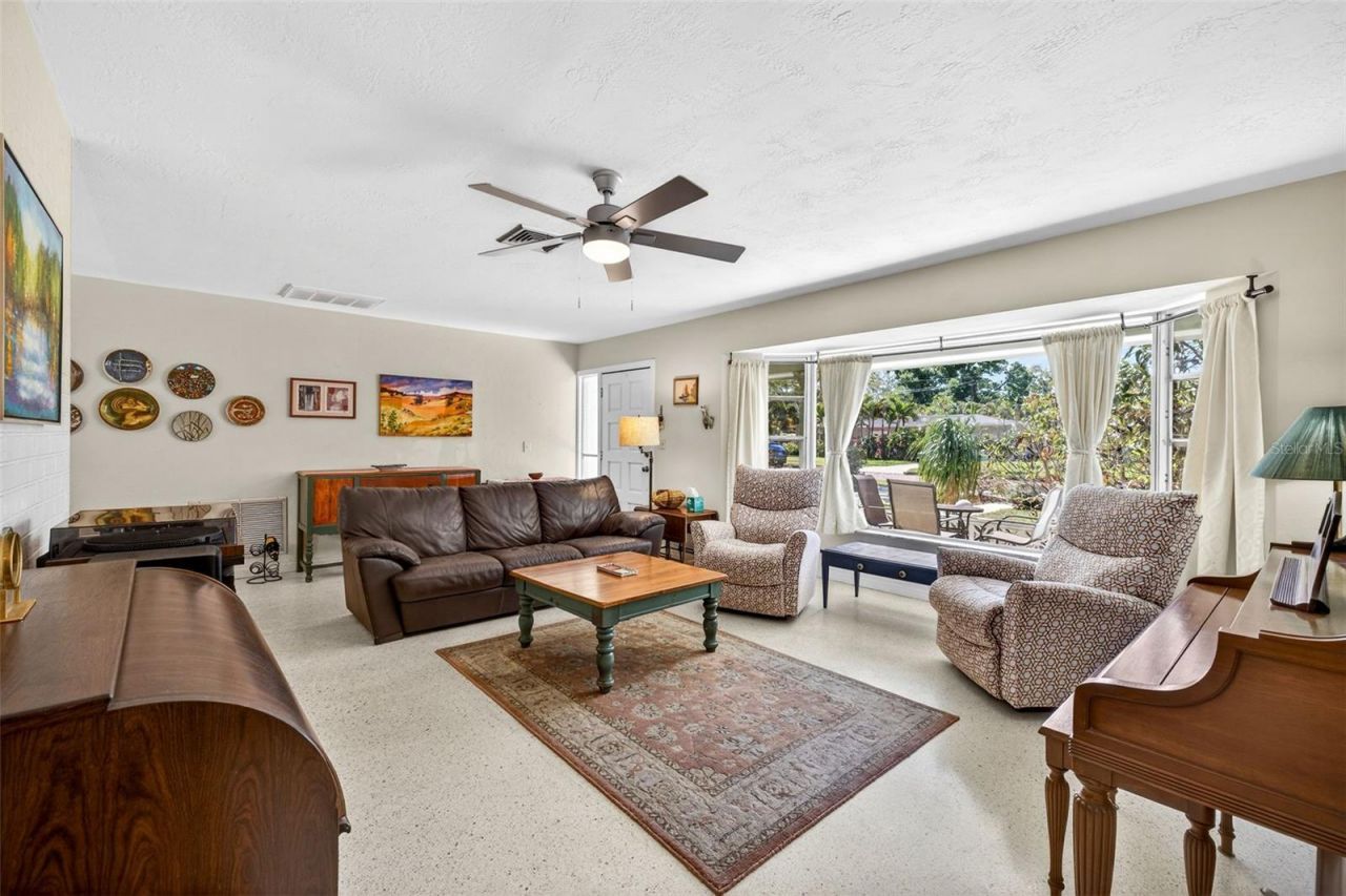 6019 8th Avenue N, Saint Petersburg, FL 33710 Photo