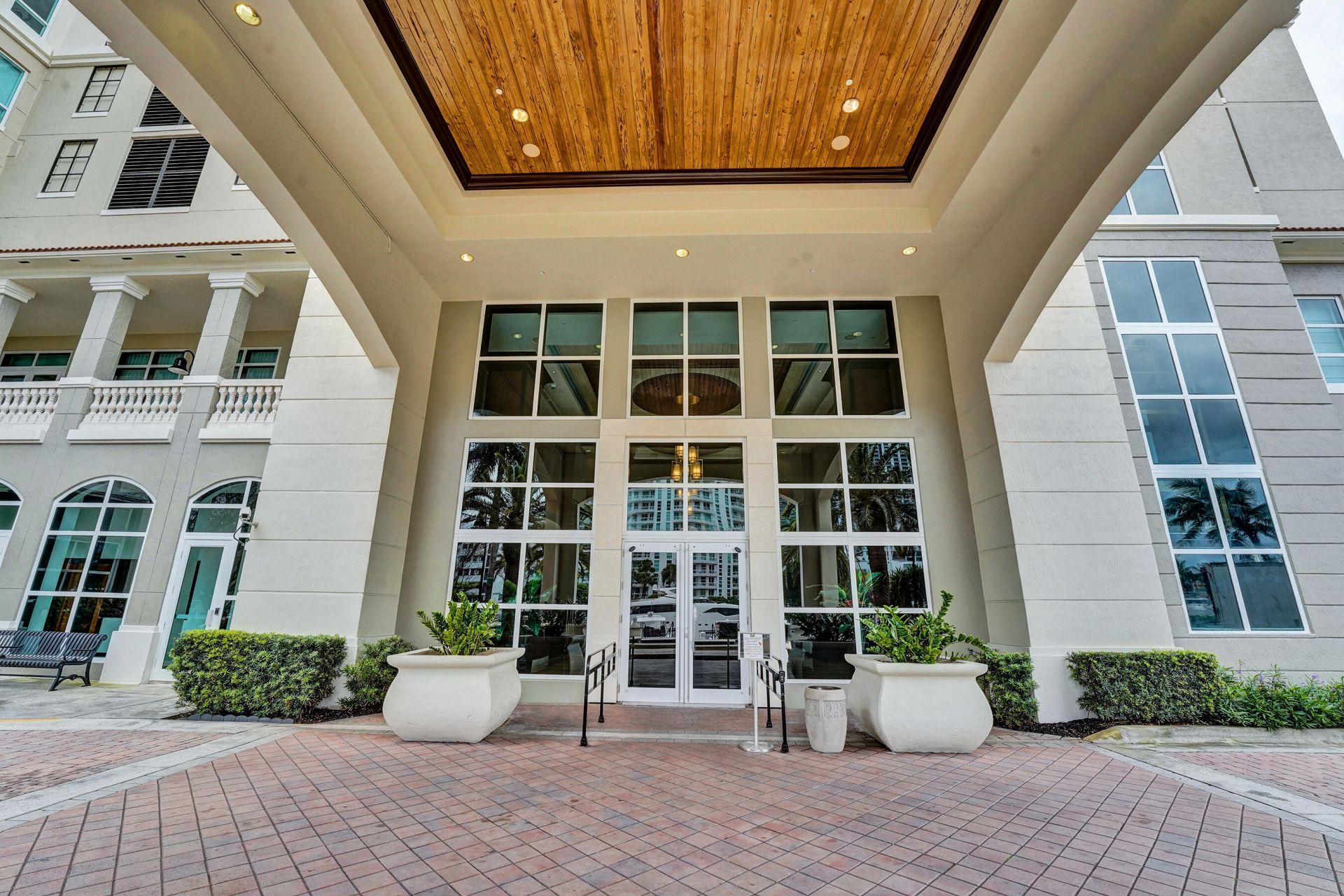 610 W Las Olas Boulevard, Unit 1020n, Fort Lauderdale, FL 33312 Photo