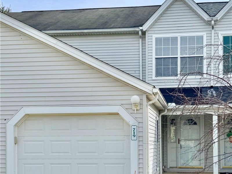 719 Gold Leaf Court, Streetsboro, OH 44241 Photo 1