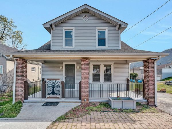 1001 Woodrow AVE SE, Roanoke, VA 24013