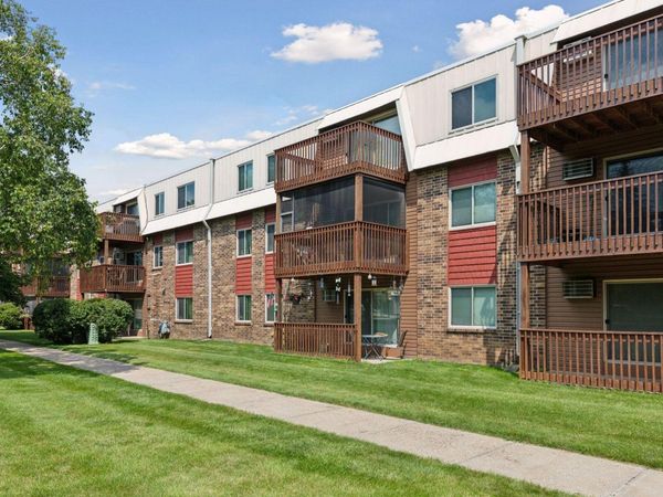14620 Garrett Avenue, Unit 304, Apple Valley, MN 55124