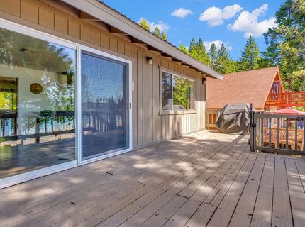 6309 Highway 147, Lake Almanor, CA 96137 Photo