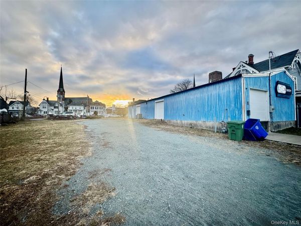 26, 28 Robert Street , Middletown, NY 10940