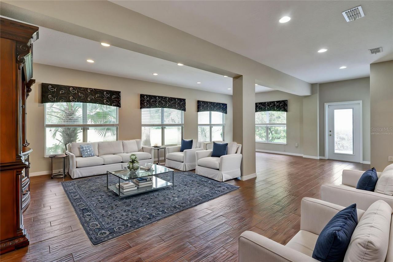 352 Hamrick Drive, Kissimmee, FL 34759 Photo