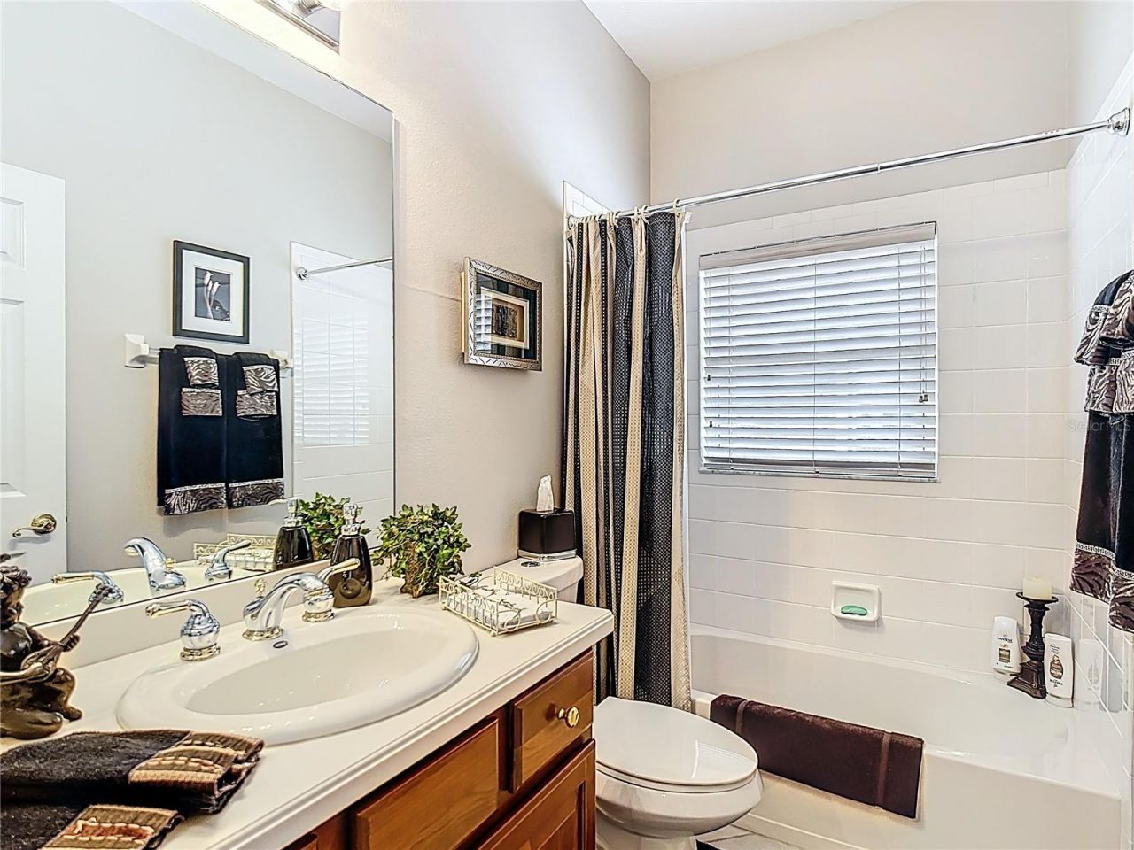 352 Hamrick Drive, Kissimmee, FL 34759 Photo