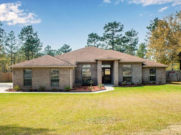 6494 Welannee Boulevard, Laurel Hill, FL 32567