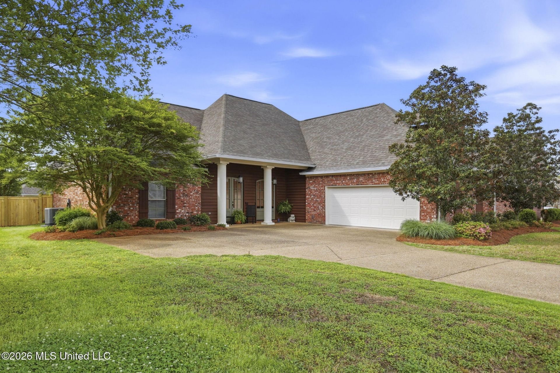 563 Eastside Cove, Brandon, MS 39047 Main Photo