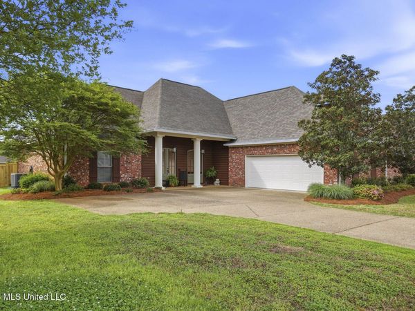 563 Eastside Cove, Brandon, MS 39047