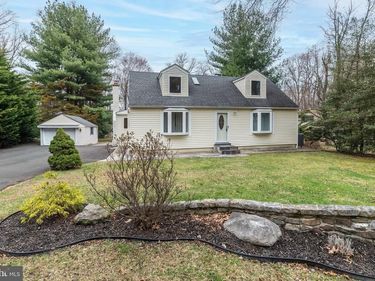 1630 BONNIE BRAE DRIVE, HUNTINGDON VALLEY, PA 19006