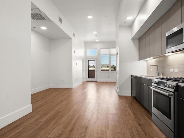 1545 32nd Street, Unit 208, Oakland, CA 94608