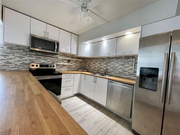 2101 Atlantic Shores Blvd , Unit 320, Hallandale Beach, FL 33009