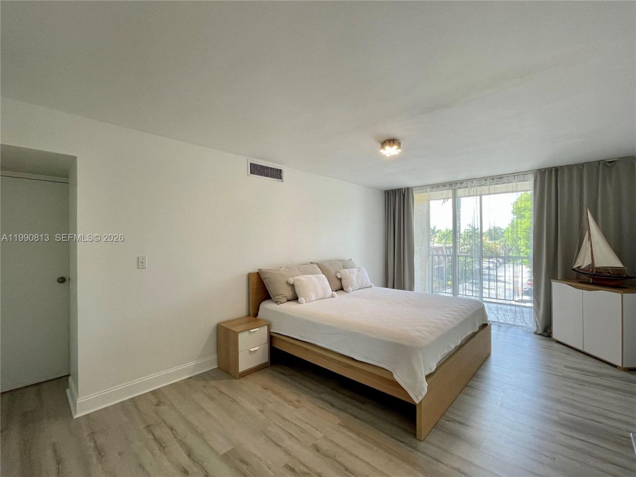 2101 Atlantic Shores Blvd , Unit 320, Hallandale Beach, FL 33009 Photo