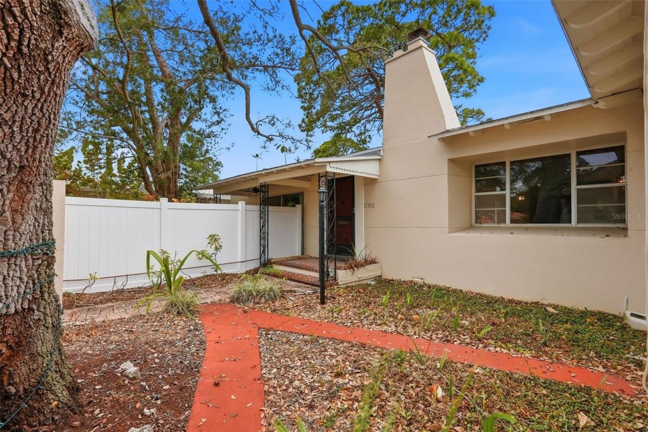 280 Snell Isle Boulevard Ne, Saint Petersburg, FL 33704 Photo