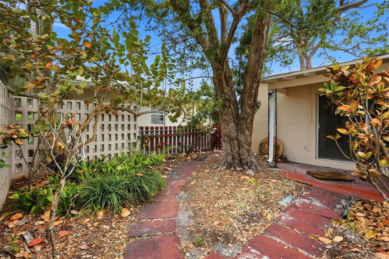 280 Snell Isle Boulevard Ne, Saint Petersburg, FL 33704 Photo