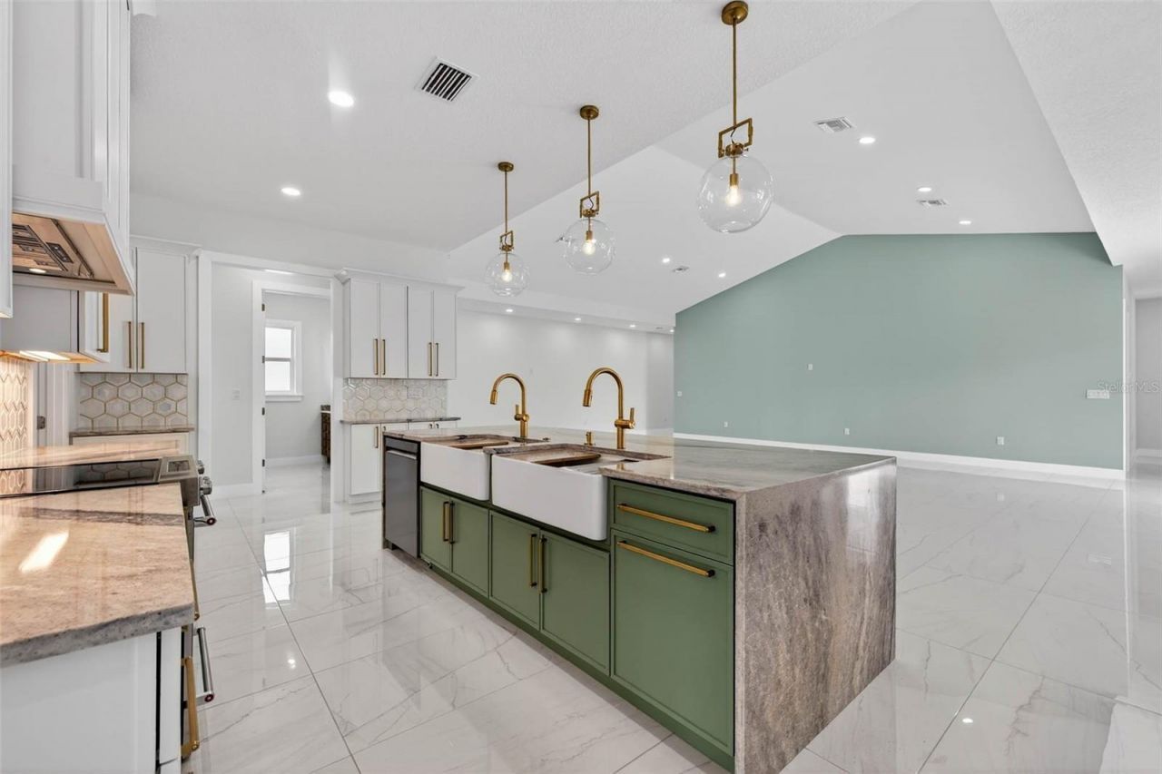 14447 Mark Drive, Largo, FL 33774 Photo