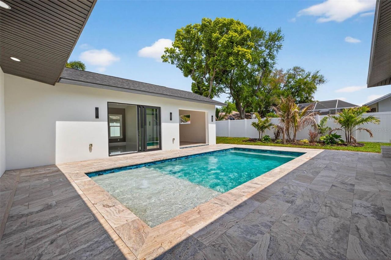 14447 Mark Drive, Largo, FL 33774 Photo