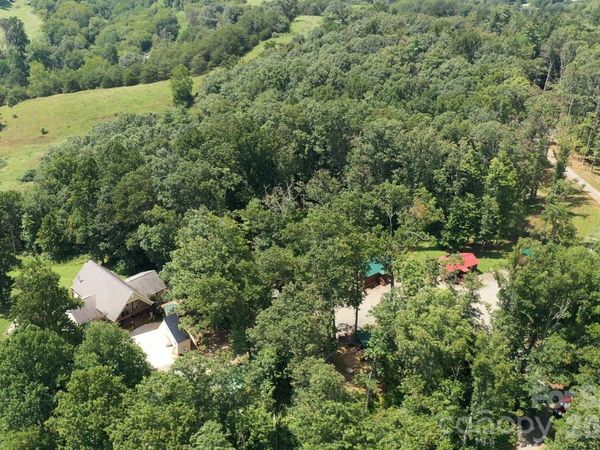 123 Deer Hill Lane, Weaverville, NC 28787