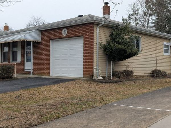 54 Biabou Dr, Berkeley, NJ 08757