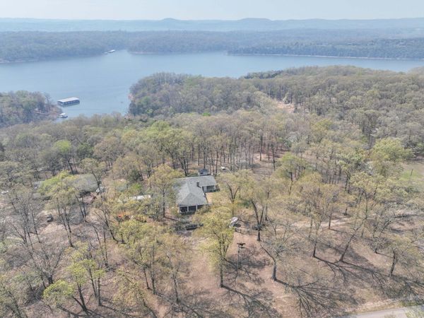 23805 Farm Road 1247 , Golden, MO 65658