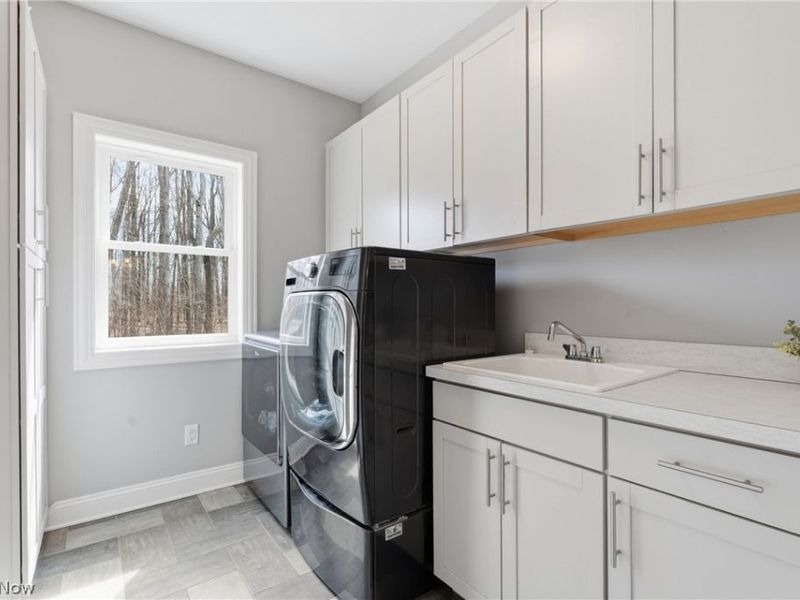 10900 Angela Drive, Kirtland, OH 44094 Photo 24