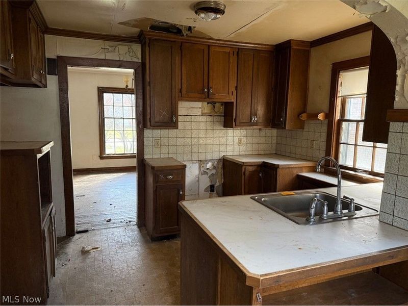 16173 Glynn Road, East Cleveland, OH 44112 Photo 11