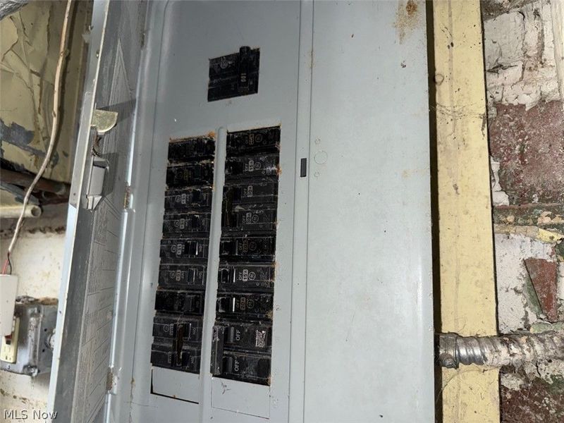 16173 Glynn Road, East Cleveland, OH 44112 Photo 32