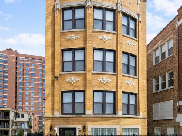 6711 S PAXTON Avenue , Chicago, IL 60649