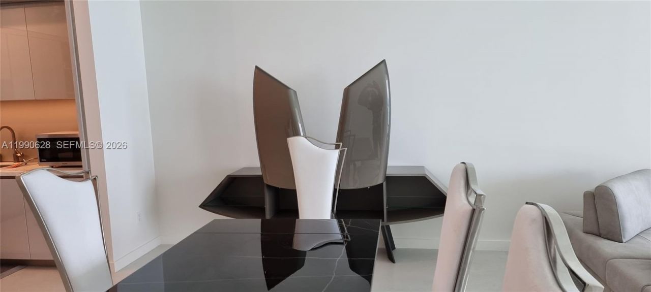 18975 Collins Ave , Unit 5103, Sunny Isles Beach, FL 33160 Photo