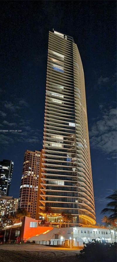 18975 Collins Ave , Unit 5103, Sunny Isles Beach, FL 33160 Photo