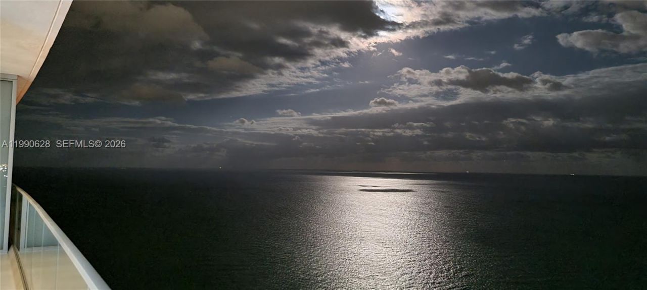 18975 Collins Ave , Unit 5103, Sunny Isles Beach, FL 33160 Photo