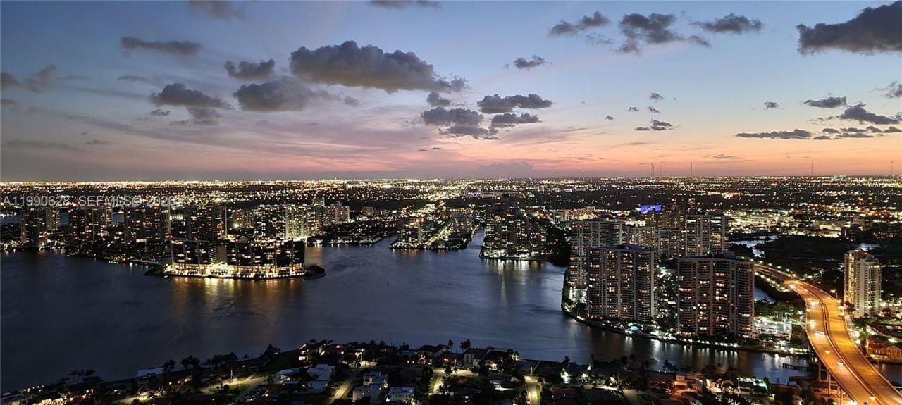 18975 Collins Ave , Unit 5103, Sunny Isles Beach, FL 33160 Photo