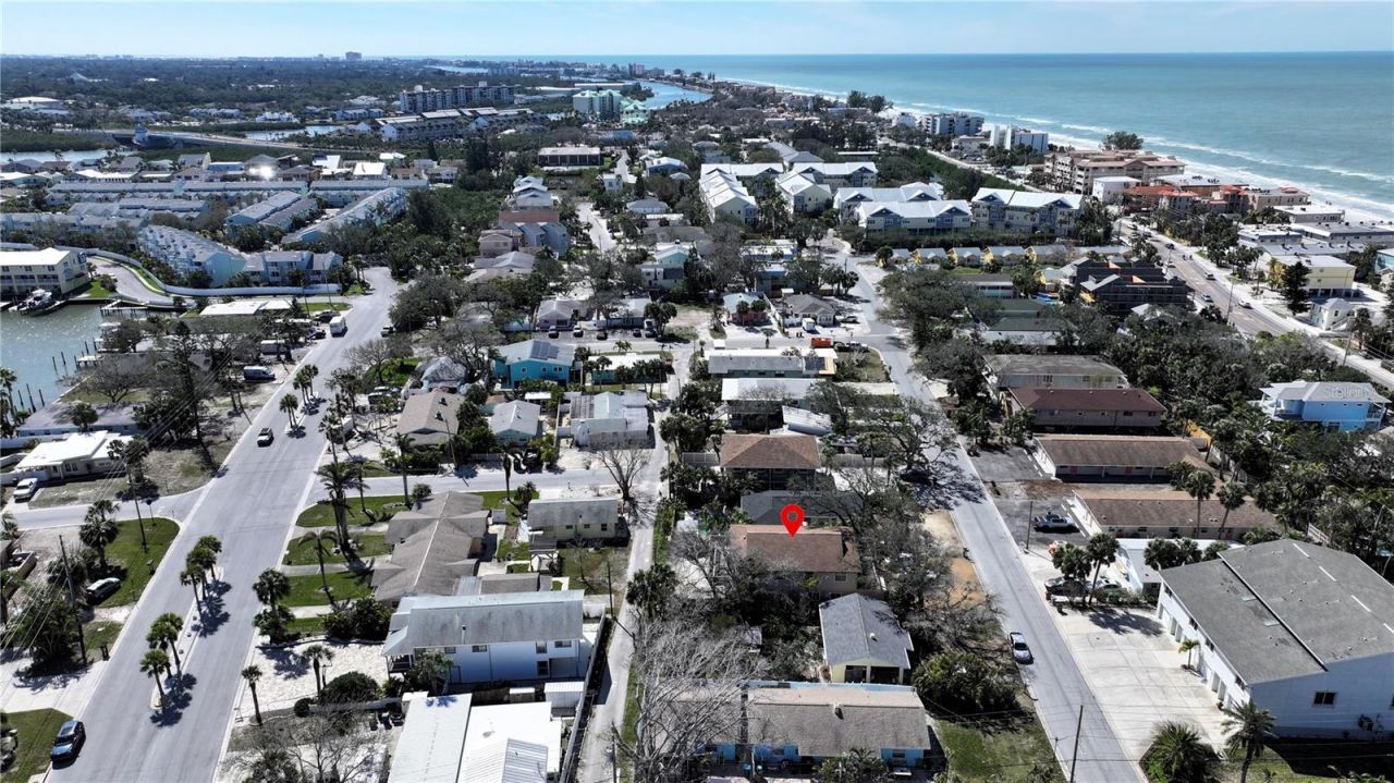 725 1st Street, Indian Rocks Beach, FL 33785 Photo