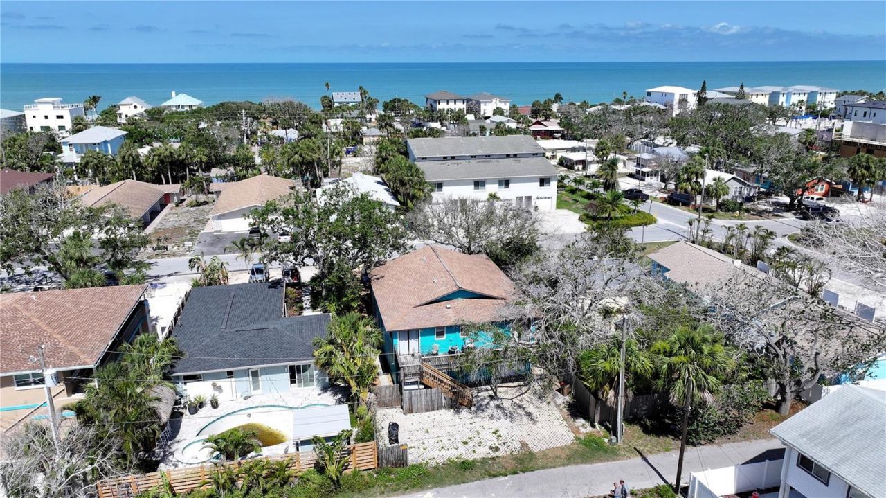 725 1st Street, Indian Rocks Beach, FL 33785 Photo