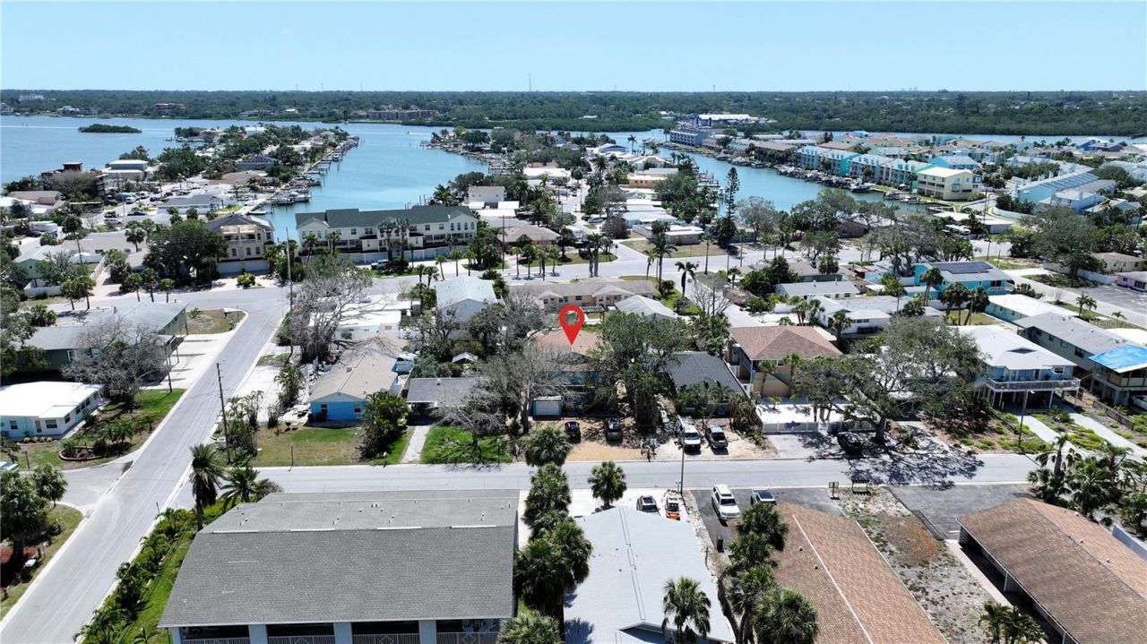 725 1st Street, Indian Rocks Beach, FL 33785 Photo
