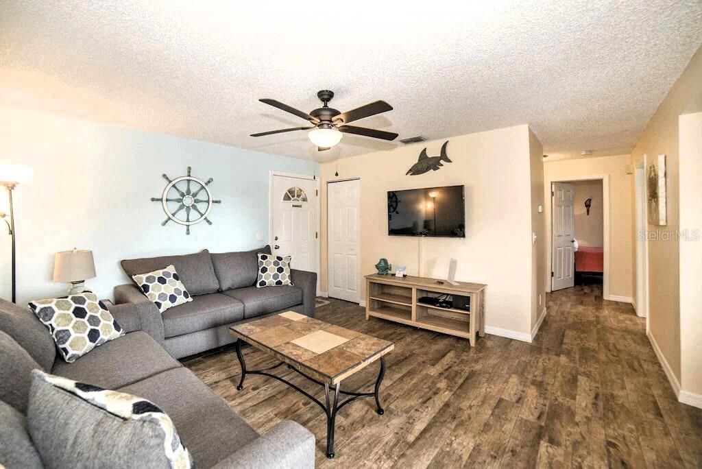 725 1st Street, Indian Rocks Beach, FL 33785 Photo
