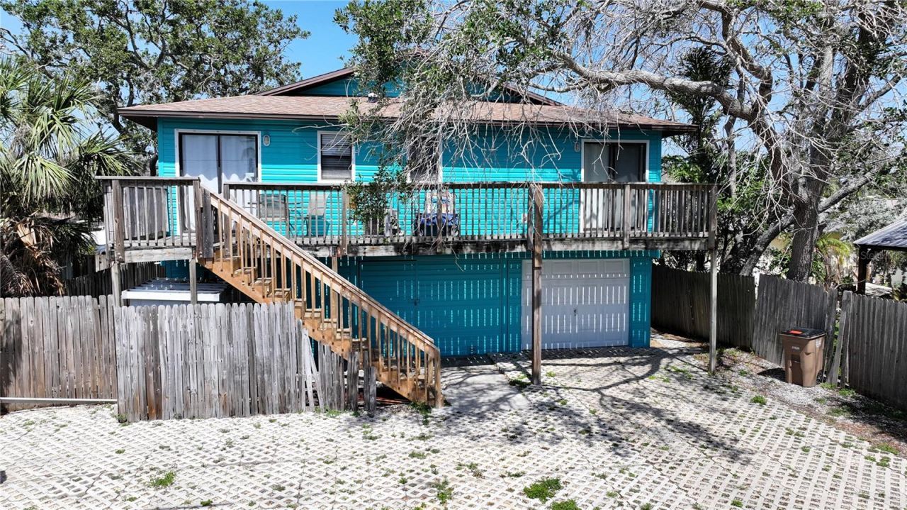 725 1st Street, Indian Rocks Beach, FL 33785 Photo