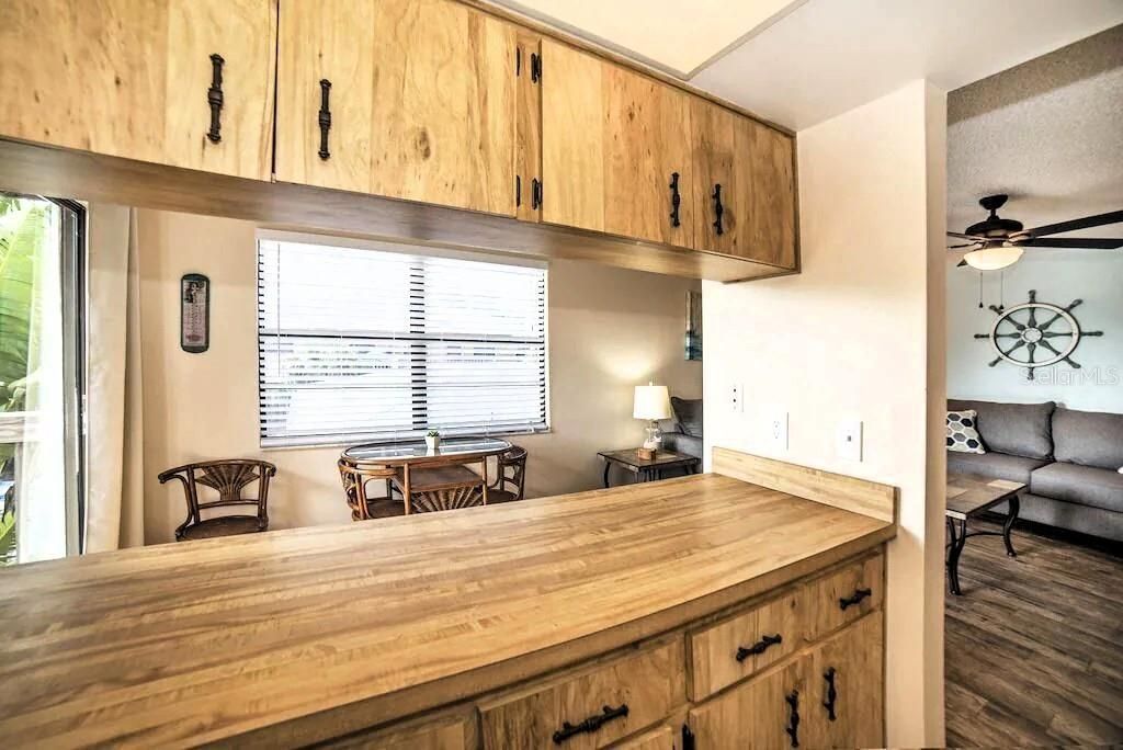 725 1st Street, Indian Rocks Beach, FL 33785 Photo