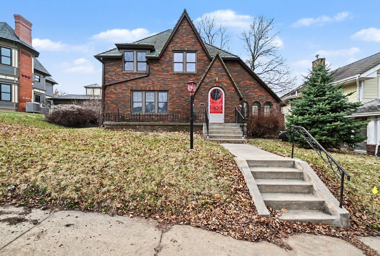 706 E Reed Street, Red Oak, IA 51566 Main Photo