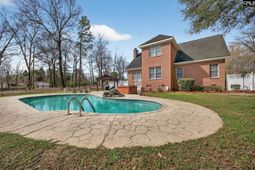 785 South Dixie Road photo 4