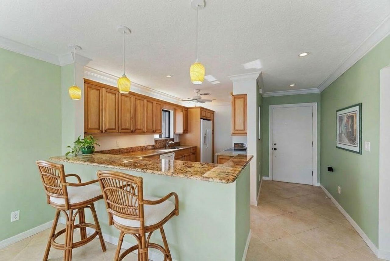 175 SE Saint Lucie Boulevard, Unit E130, Stuart, FL 34996 Photo