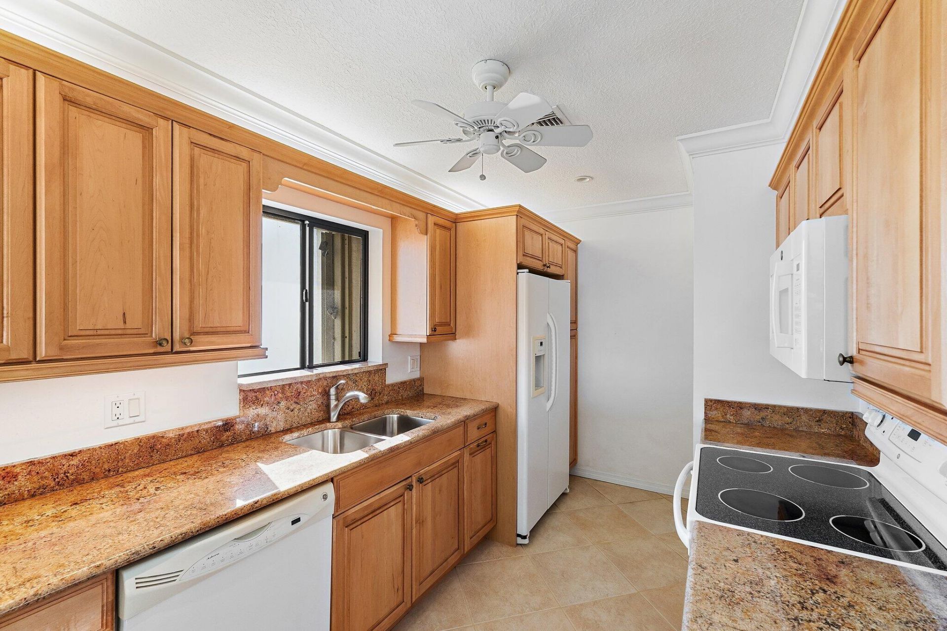 175 SE Saint Lucie Boulevard, Unit E130, Stuart, FL 34996 Photo