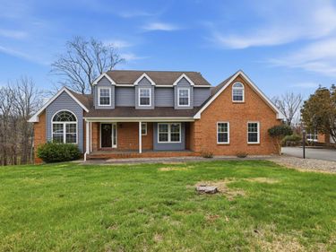 106 Eastwind Drive, Forest, VA 24551