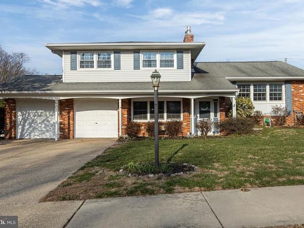 2702 BURNLEY ROAD, WILMINGTON, DE 19808