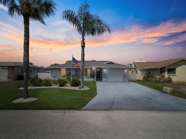 15627 DONZI DRIVE , HUDSON, FL 34667