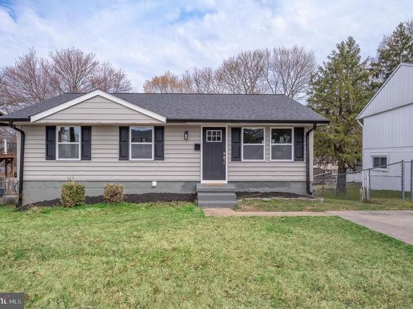 7936 ECHOLS AVE , GLENARDEN, MD 20706